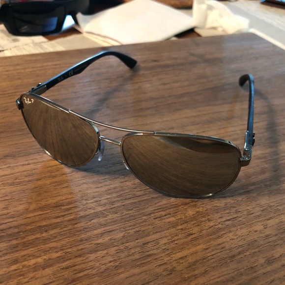 Ray-Ban Other - Ray-Ban Polarized Gunmetal Carbon Fiber Aviators